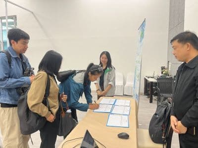 บรรยากาศรับลงทะเบียน.jpg